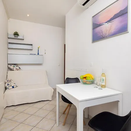 Piccolo Apartment *
